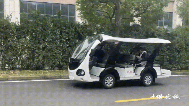 175522atx0jjfjxaxaaxjz.gif