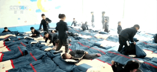 155315sspn4bcmggcbpp4p.gif