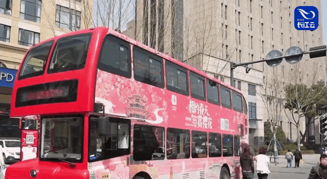 094027h8m6yymyzekyumu5.gif