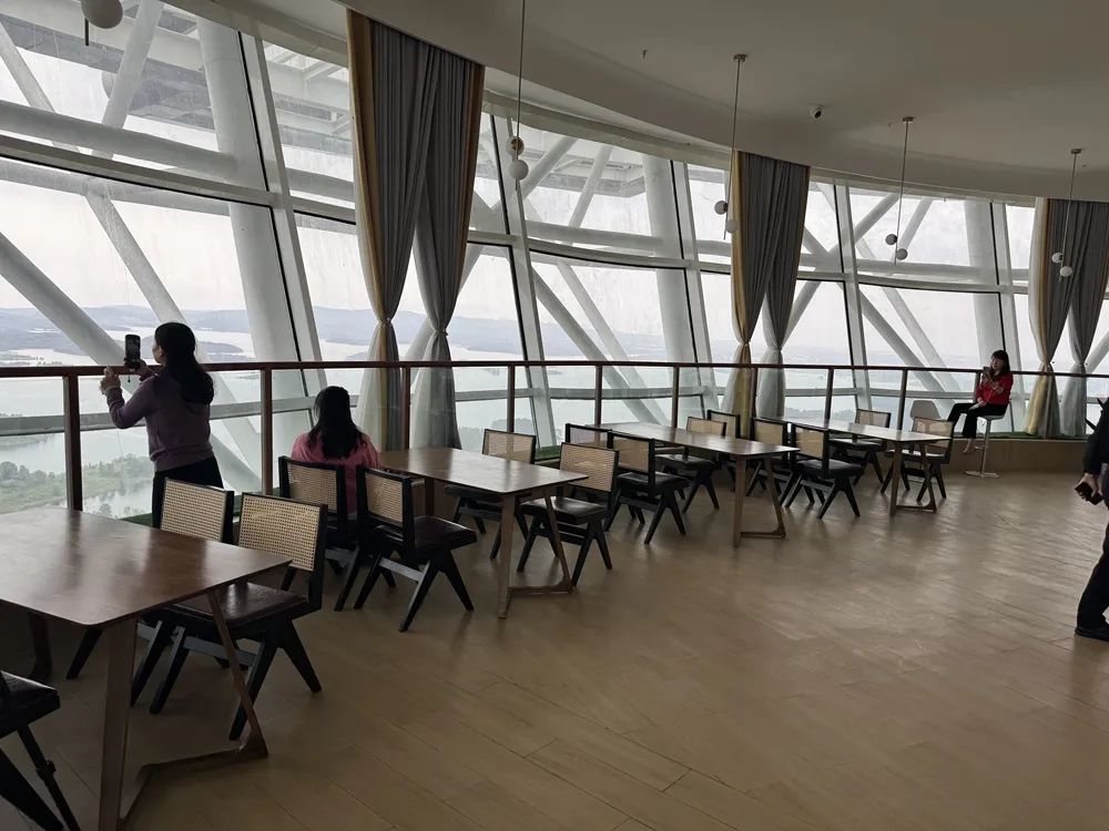 170435tn6270k0209p09sc.jpeg