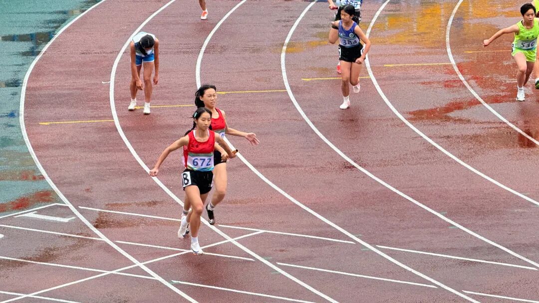 了不起！丹江口这名追风少女在全省田径赛上狂揽四金