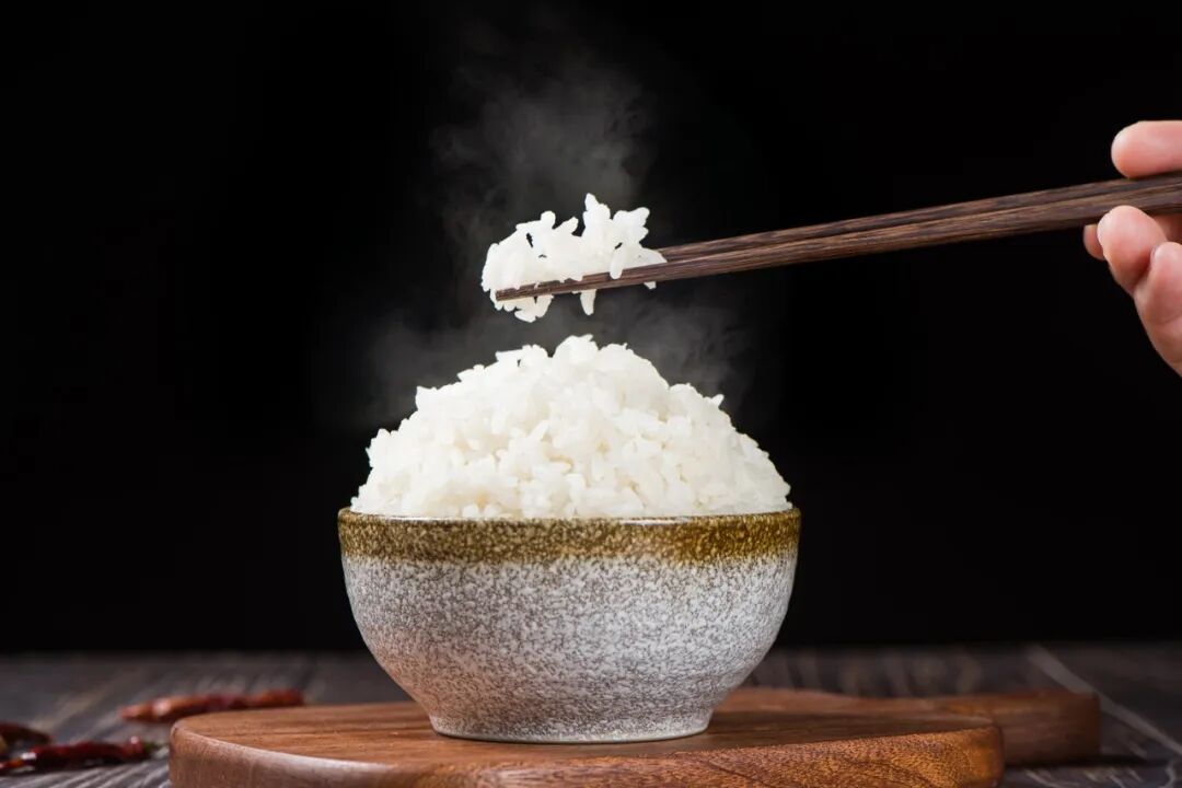 这种碳水是肝脏的“天然清洁工”？每天吃一点，肝脏脂肪减少30%