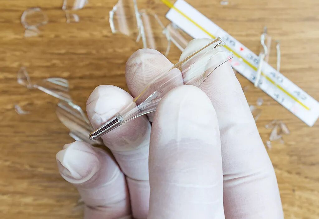 告别“甩一甩”！明年起，水银体温计全面禁产