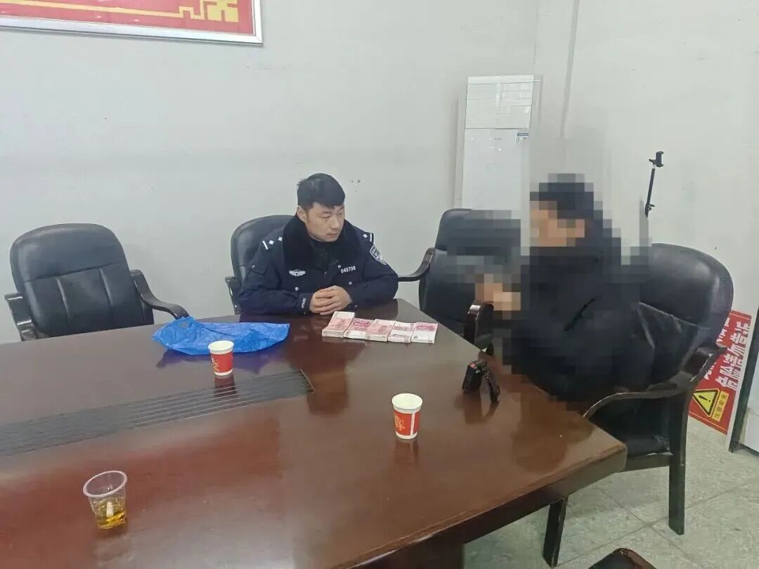 5万元现金险些不保！丹江口民警紧急拦截一场“线下充值”骗局