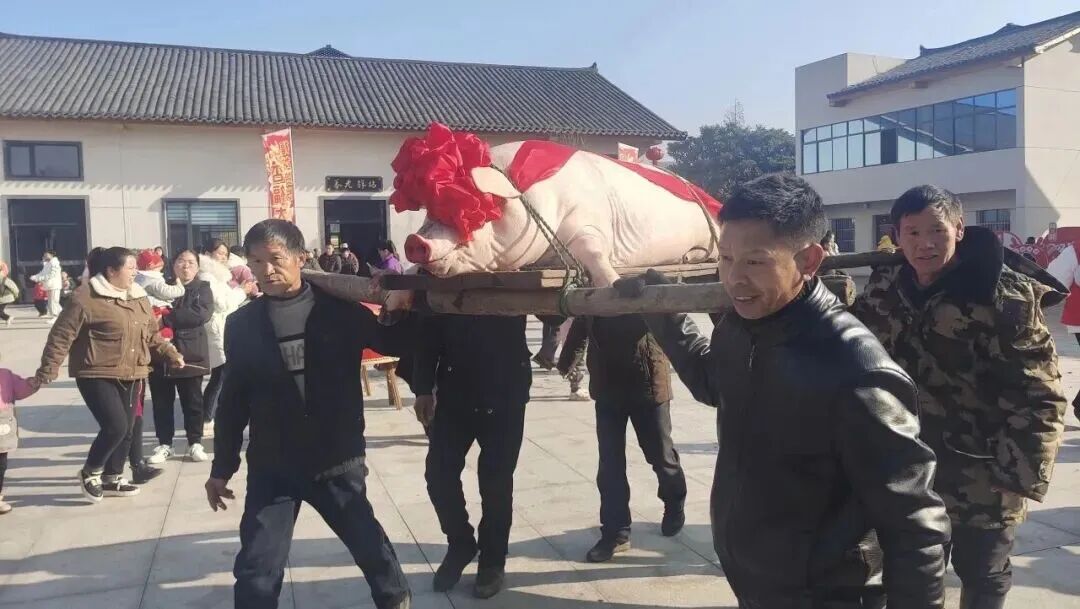 2026丹江口年货季地图来啦！全鱼宴、草莓市集、村晚大戏…解锁小镇新春玩法！